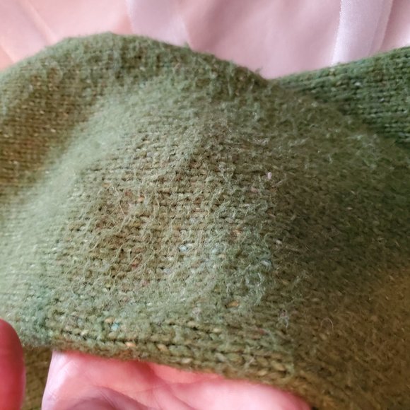Royal Robbins green button sweater - Picture 7 of 12